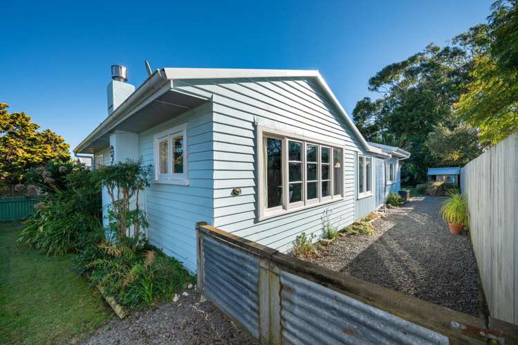 9 Kuku Street Te Awanga_12