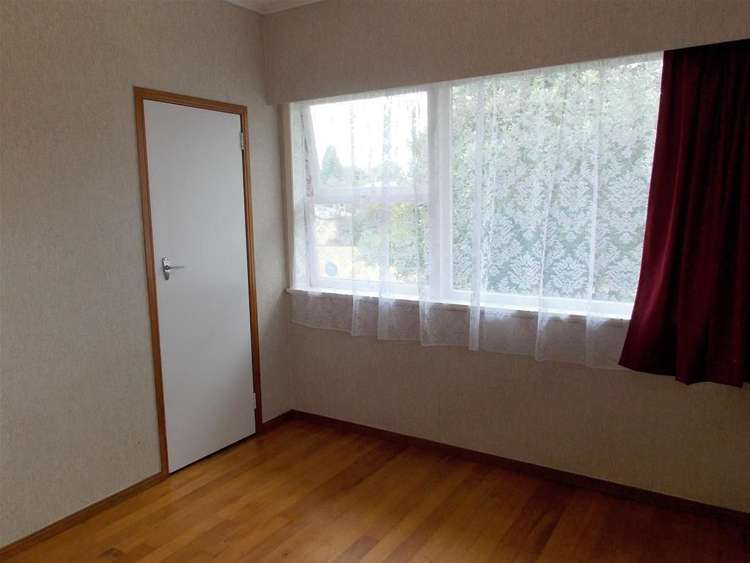 33 Halberg Street Papakura_14