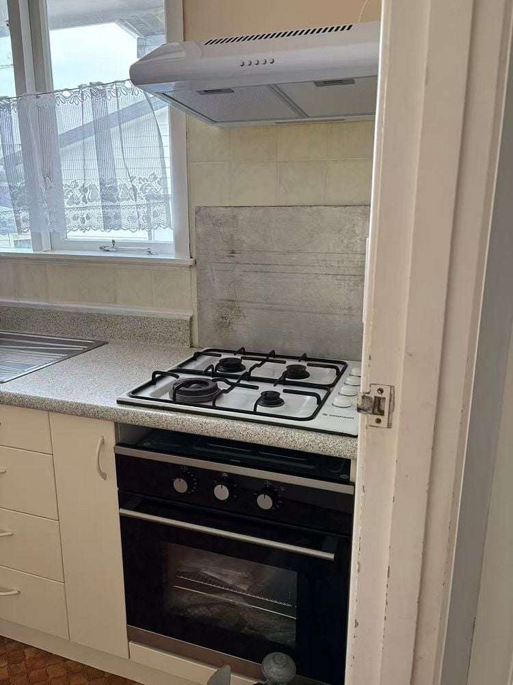 9 Archlynn Road Kelston_2