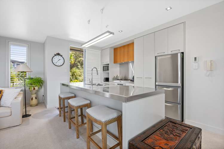 7 Little Compton Mews Snells Beach_2