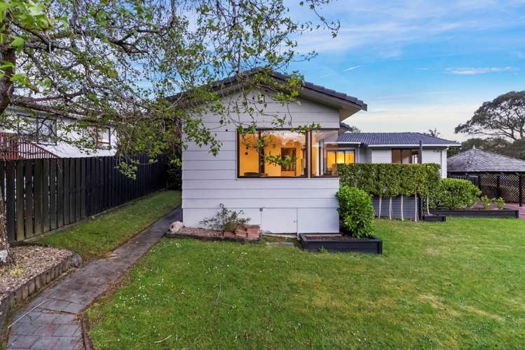 51 Hale Crescent Bayview_13