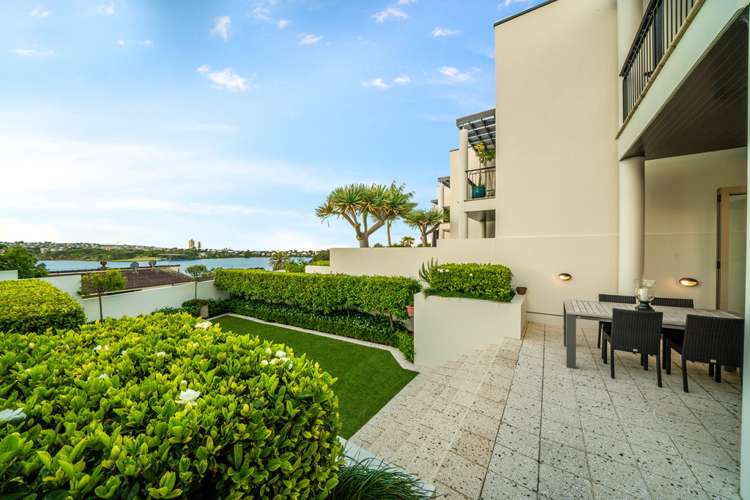 2/11a Killarney Street Takapuna_14