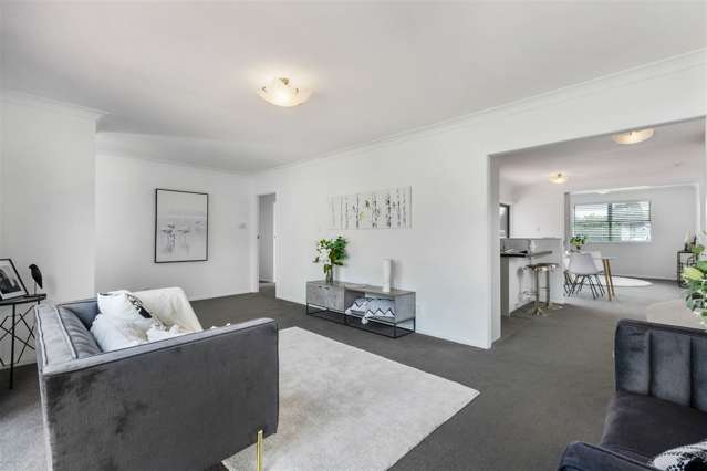 49 Minaret Drive Bucklands Beach_3