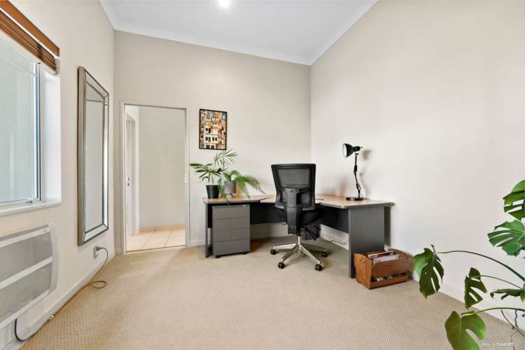 15 Matau Rise Te Atatu Peninsula_17