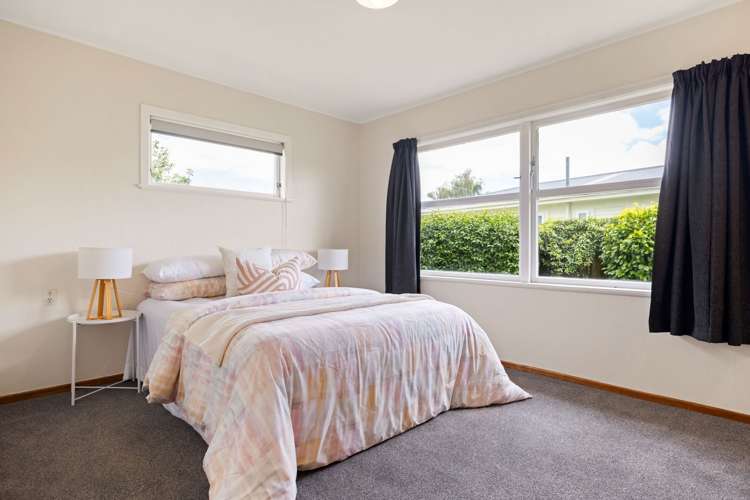 20 Jeanette Street Glenview_7