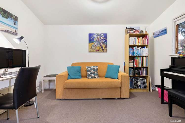 5a Pine Road Orewa_14