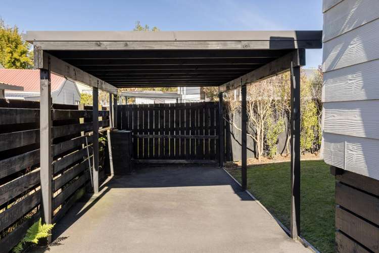 80B Coopers Road Gate Pa_18