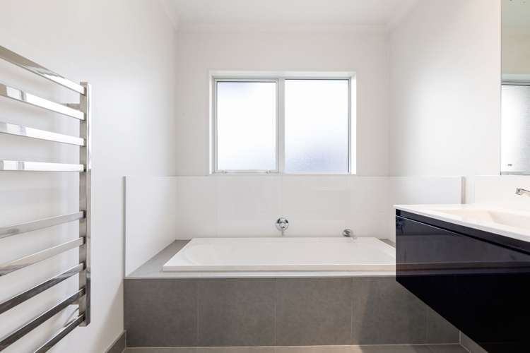 5 Allgood Place Rototuna North_15