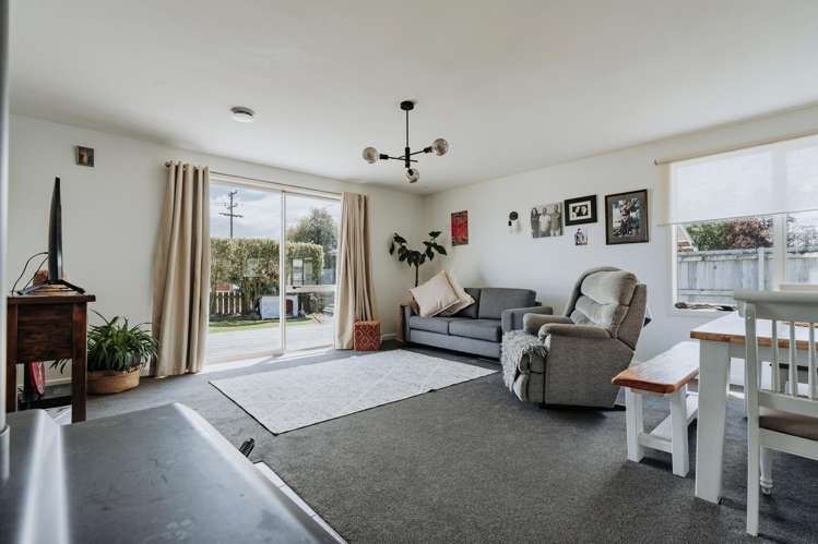 B/75 Ajax Street Milton_7