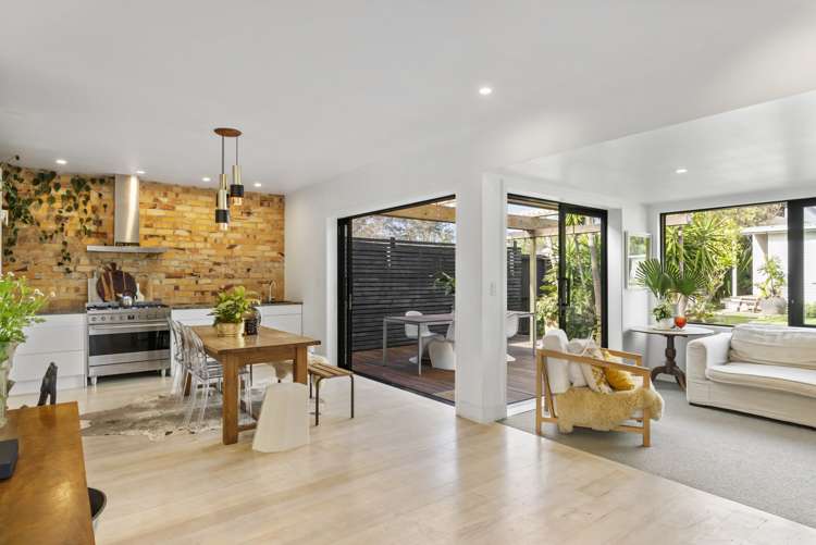 2a Wesley Street Devonport_6