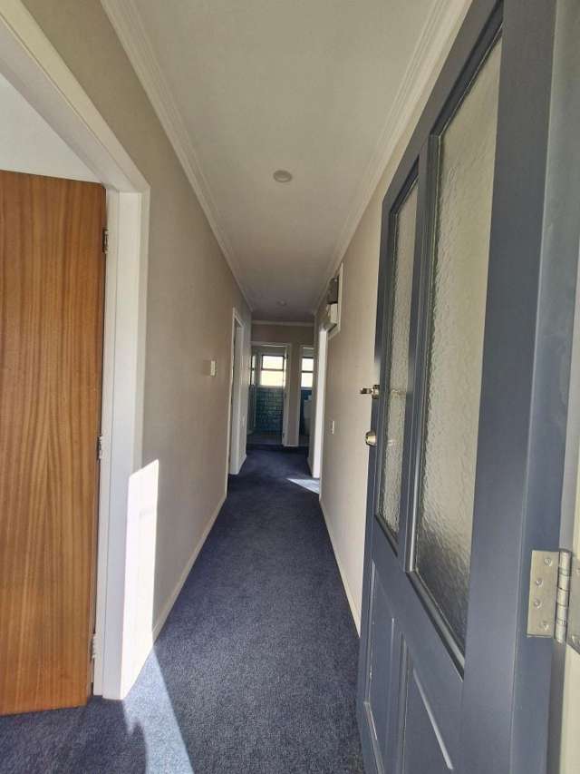 46 Main Road Wainuiomata_2