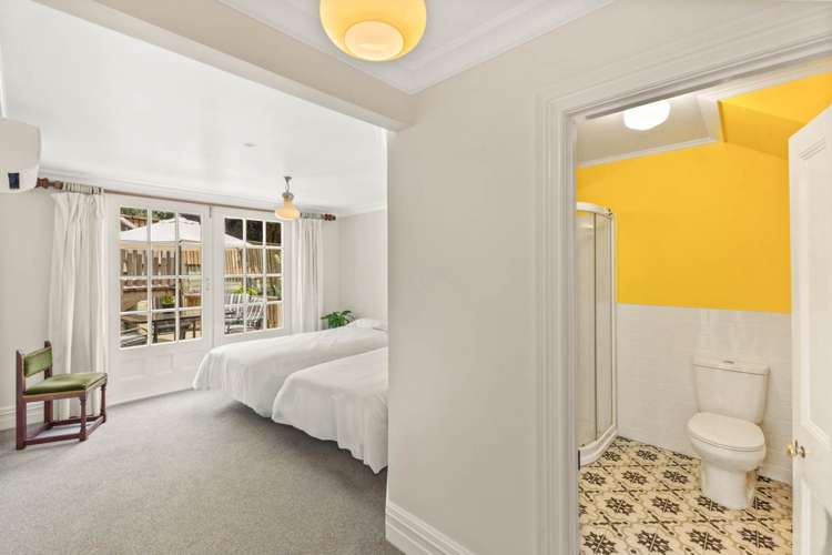 4 Russell Esplanade Rawene_15