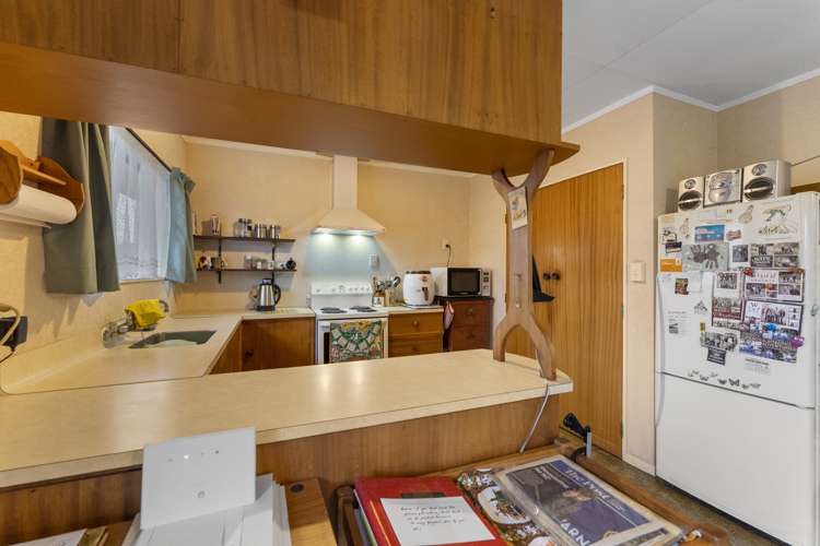 81 Norfolk Crescent Otaki Beach_7