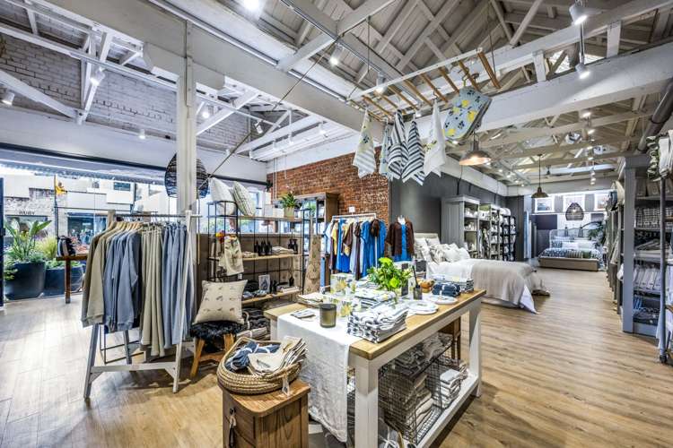 215 - 217 Broadway & 3 Teed Street Newmarket_13