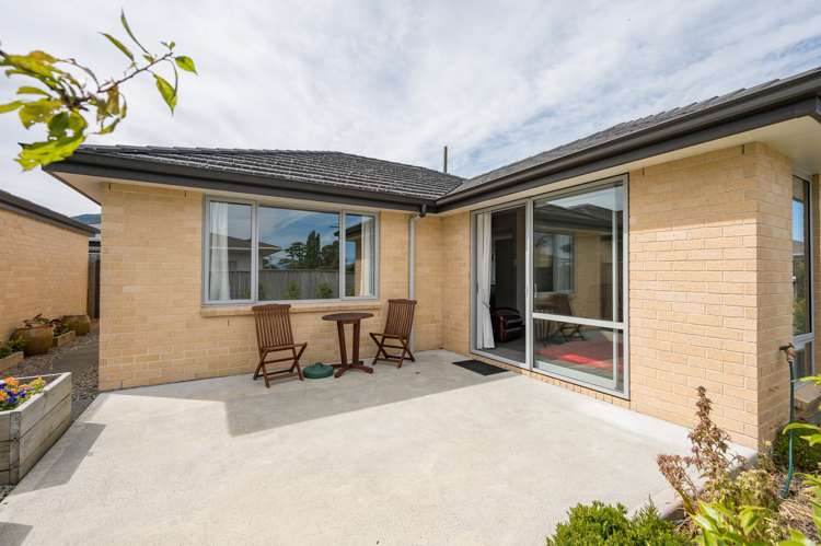 19 Andrew Street Stoke_17