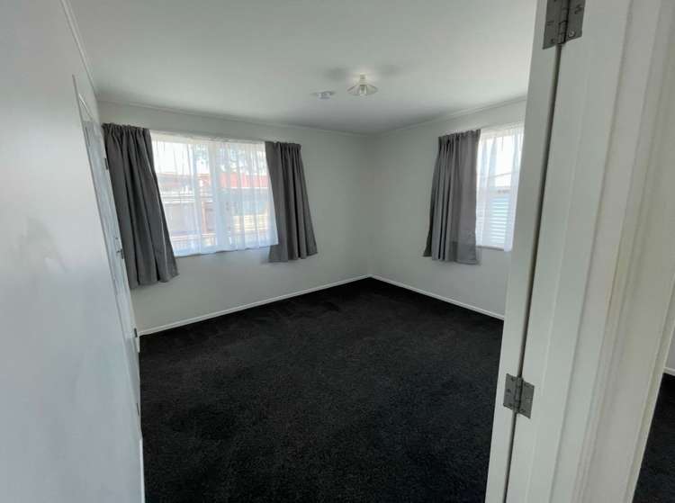 2 Maybelle Place Kelston_10