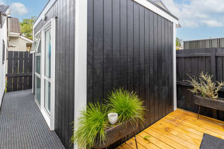 1/16 Edwin Freeman Place Ranui_17