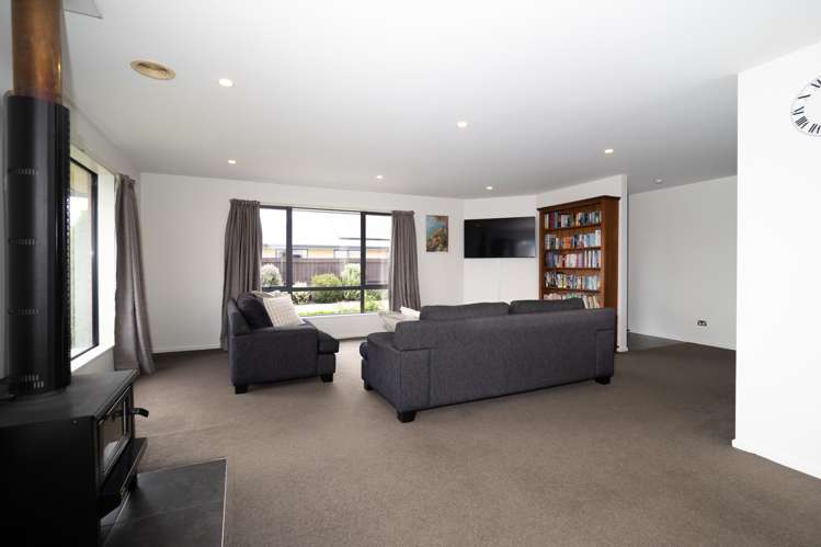 9 Geoff Geering Drive Netherby_8