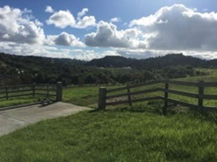 46 Riordan Lane Whitford_3