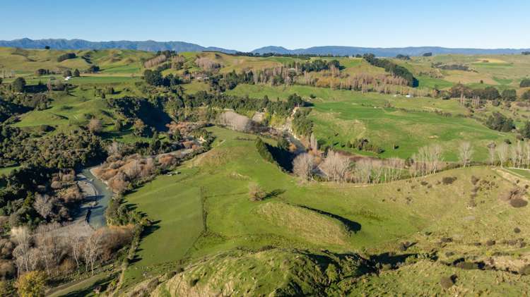 762 Rangiwahia Road Kimbolton_17