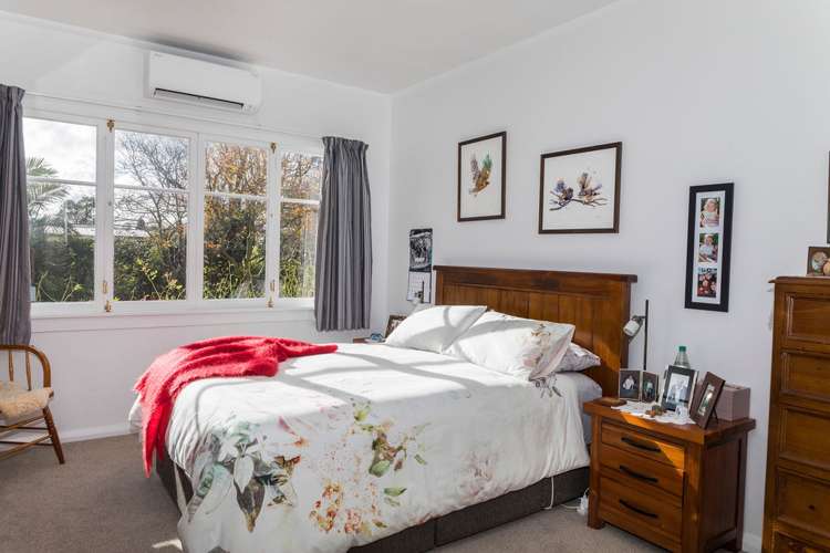 64 Guy Street Dannevirke_9