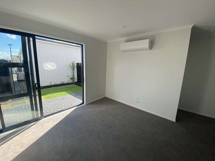 44 Manarini Road Westgate_2