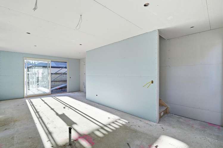 1-4/23 Dickens Street_4
