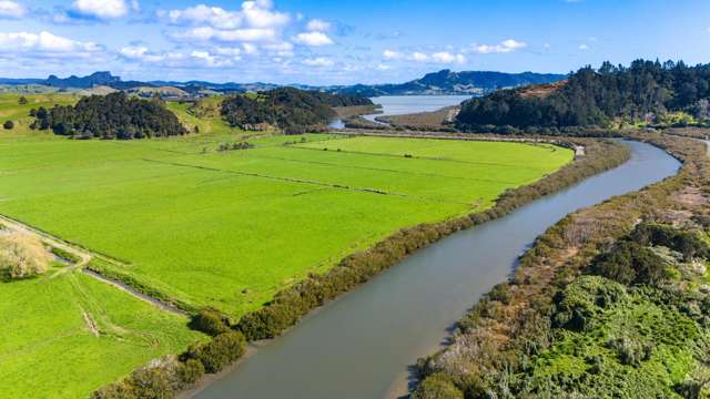 Discover 151ha of Whangaroa waterfront