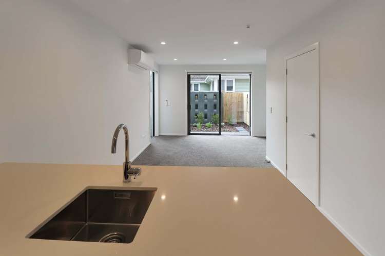 3/16 Sladden Street Naenae_2