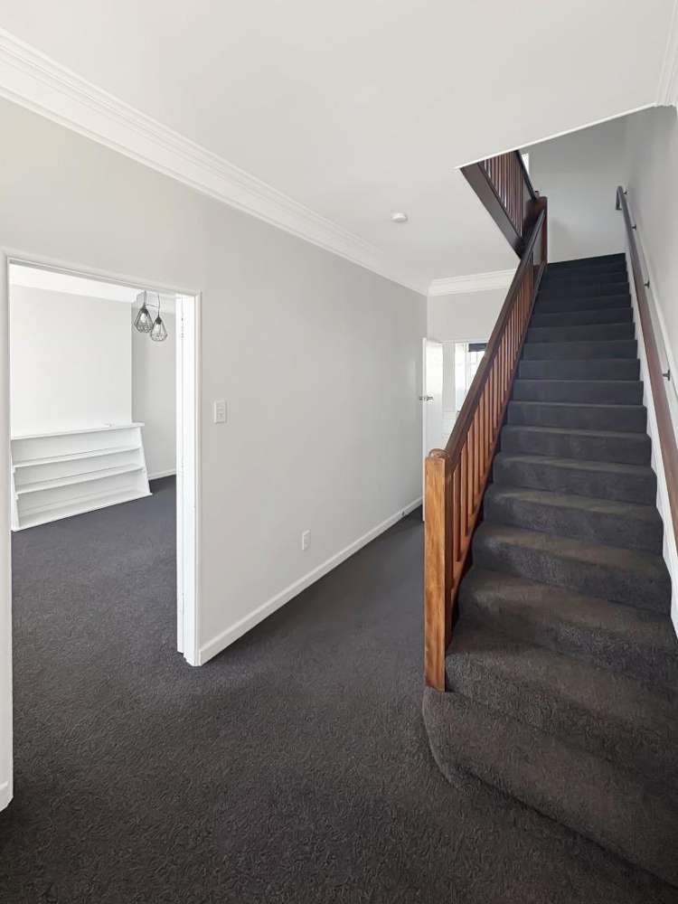 38 Grey Street 1052_4