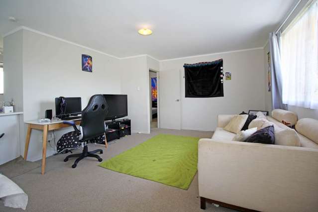 2/53 Redcrest Avenue Red Hill_2