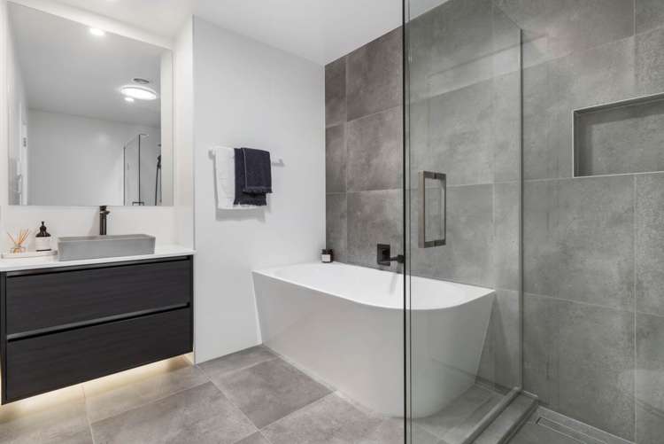 2 Fuselage Lane Takanini_13