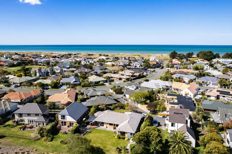 17 Orlando Crescent Waimairi Beach_23