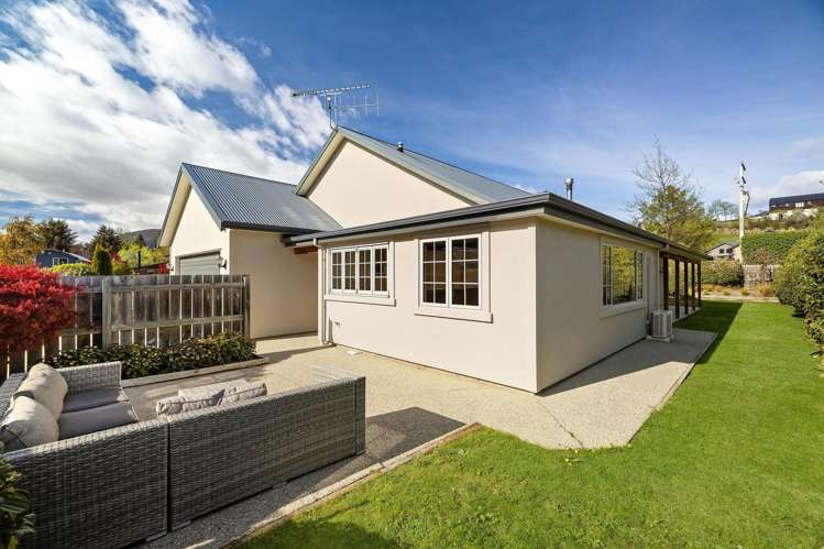 9 Innes Place Arrowtown_3