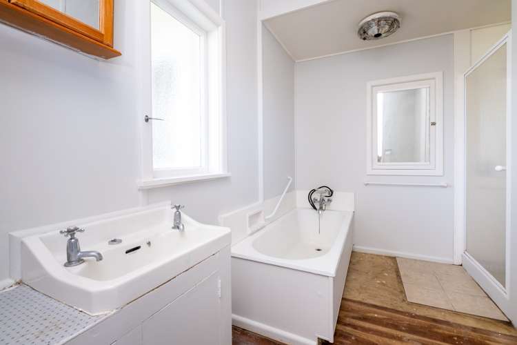 18 Guys Hill Road Hospital Hill_10