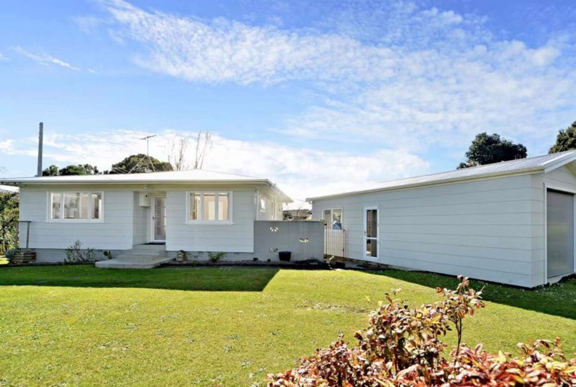 27 Youngs Road Papakura_0