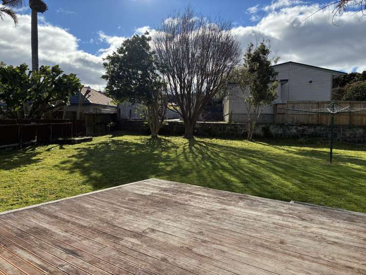 56 Oranga Avenue 10051_13