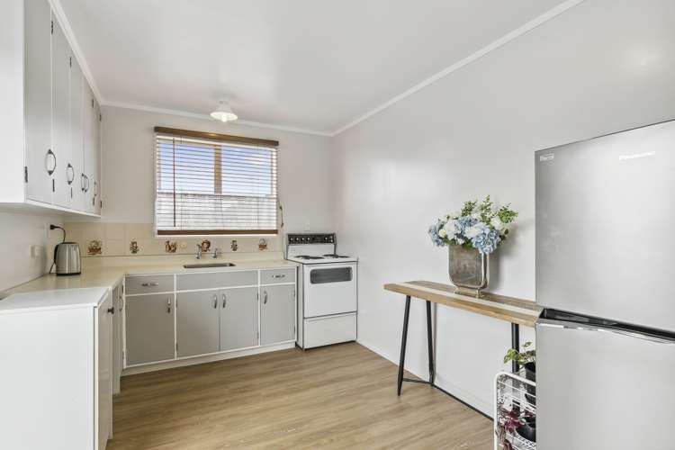 28 Colchester Crescent Newlands_2