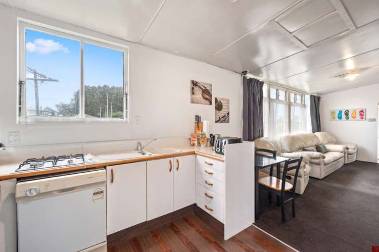12 Moana Crescent_2