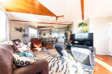 42 Tawa Street_2