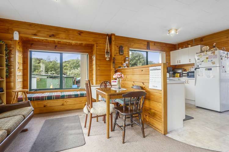 78 Portage Road New Lynn_13