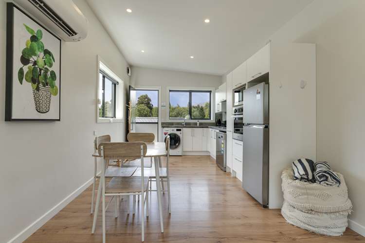 43 Peregrine Falcon Road Mount Creighton Queenstown Houses for