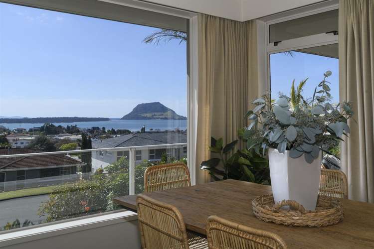 10 Hazel Terrace Otumoetai_6