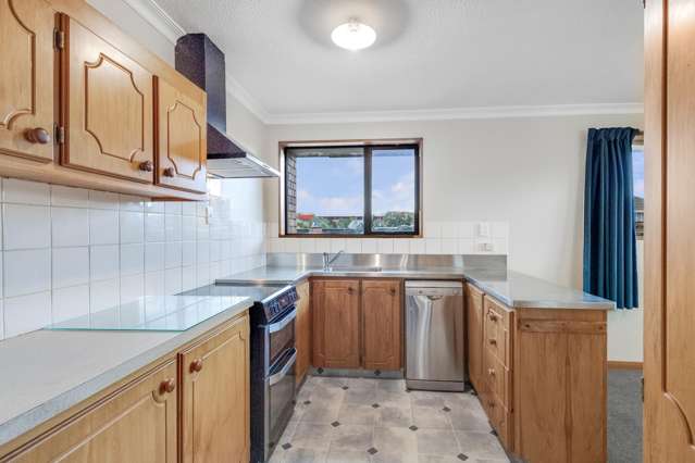 1/22 Leander Street Northcote_4