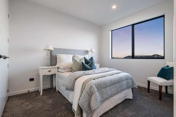 80 Parish Drive Milldale_16