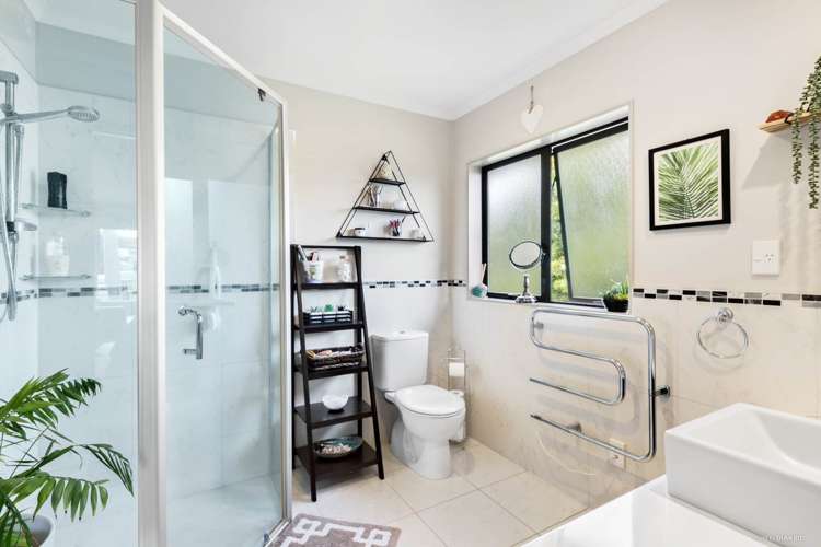 19 Ina Ville Drive Pukekohe_11