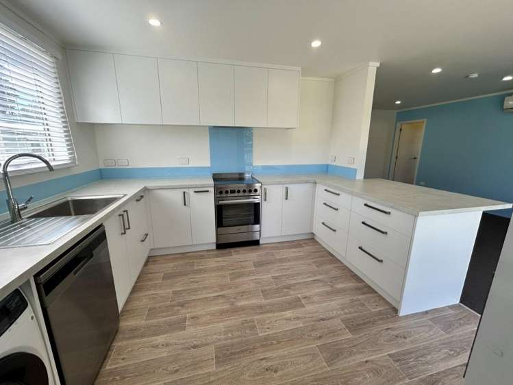 11 Pacific View Road 1131_1