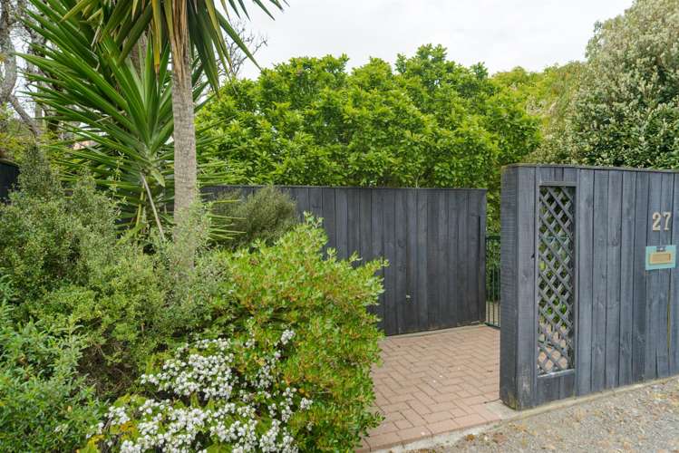 27 High Street Bulls_23