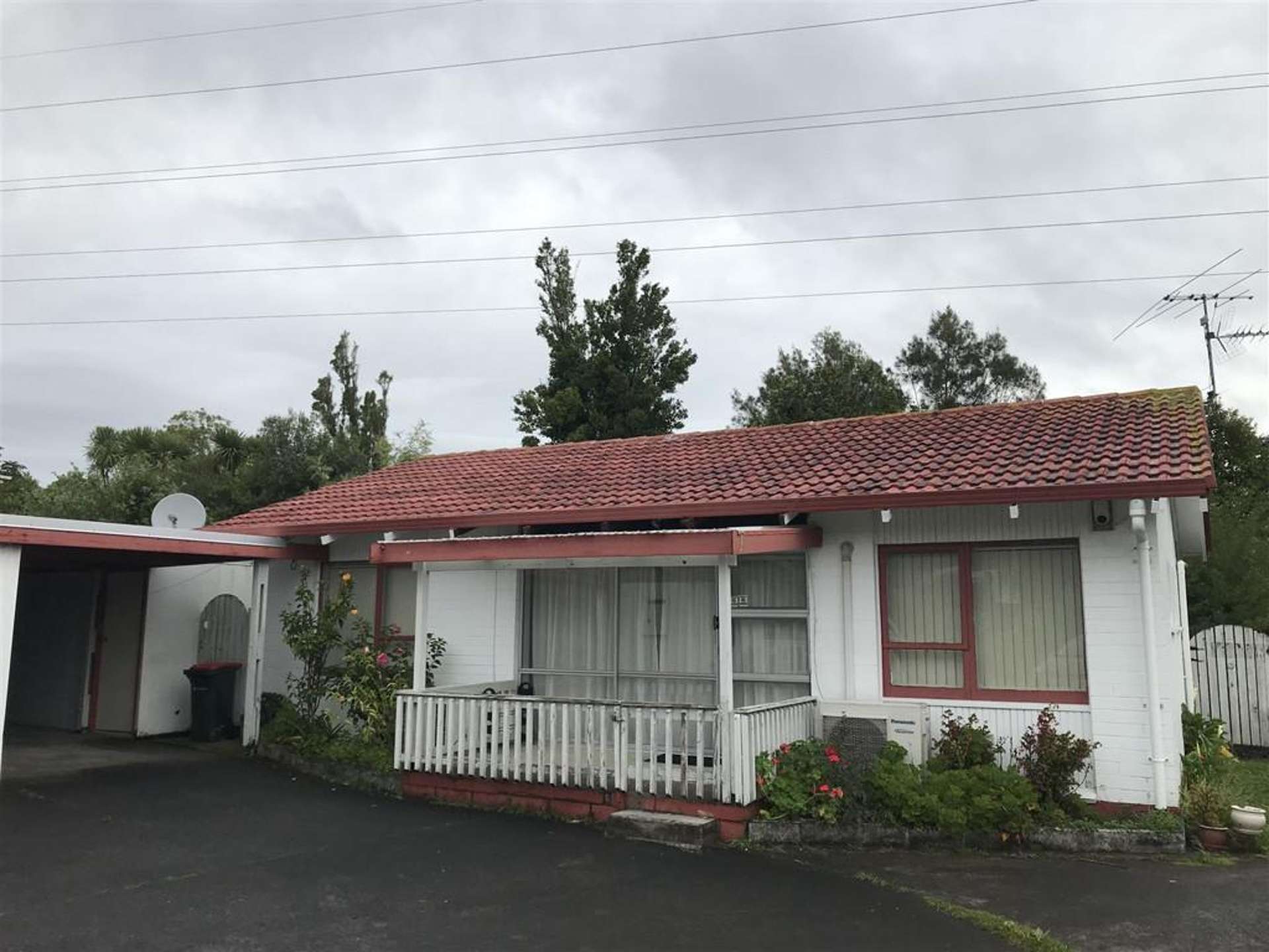 2/64 Haycock Ave Mount Roskill_0