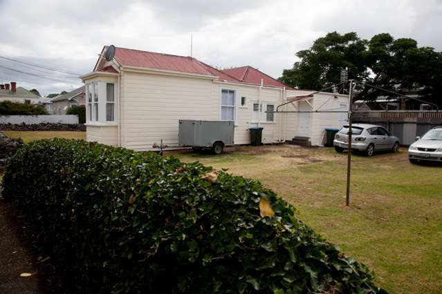 2/10 Bellwood Avenue Mt Eden_2